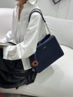 Chrise rosey Handbag - Image 8